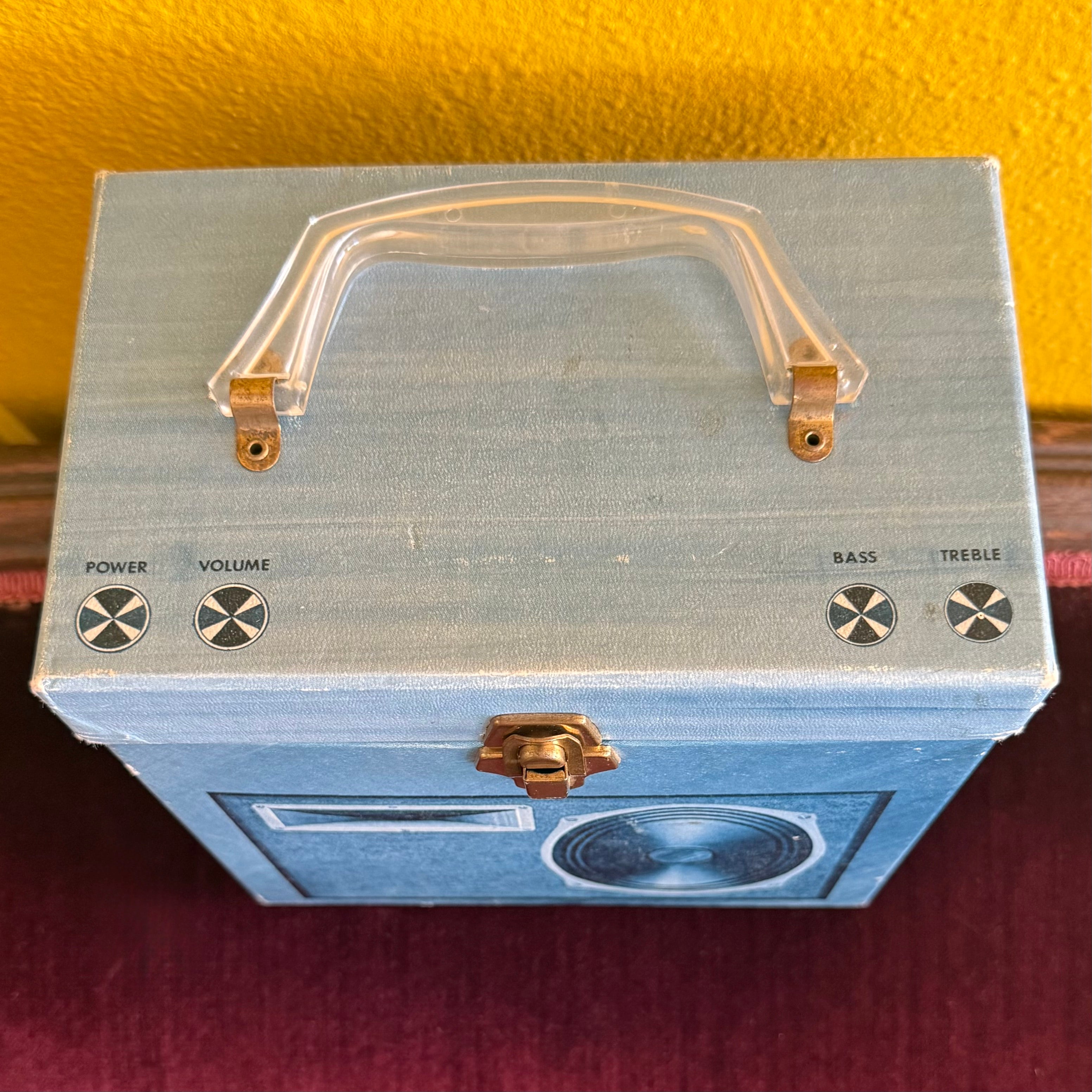 Speaker box 7”